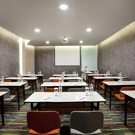 Ibis Styles Jakarta Sunter-2