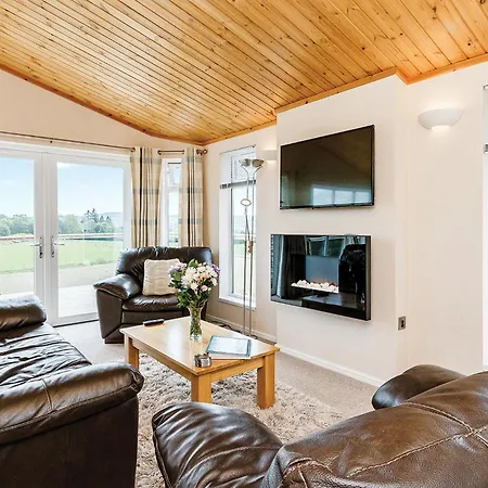 Kessock Highland Lodges-2
