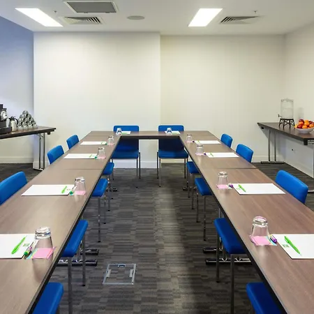Ibis Styles Brisbane Elizabeth Street-3