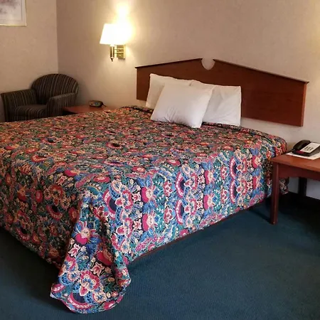 Keystone Boardwalk Inn And Suites-3