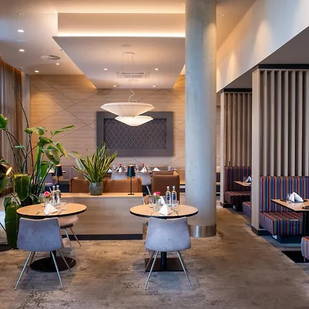 Holiday Inn Frankfurt Airport By Ihg-3
