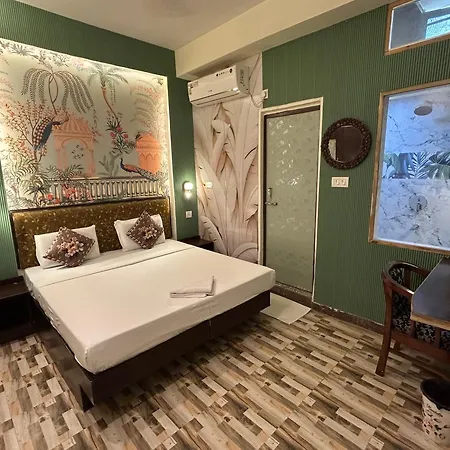Max Guest House-2