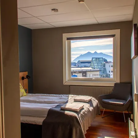 Fast Hotel Svolvaer-3