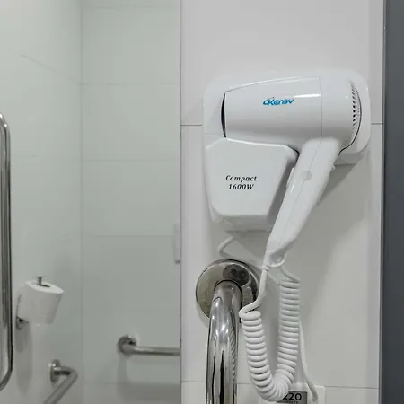Ibis Budget Santos Gonzaga-2