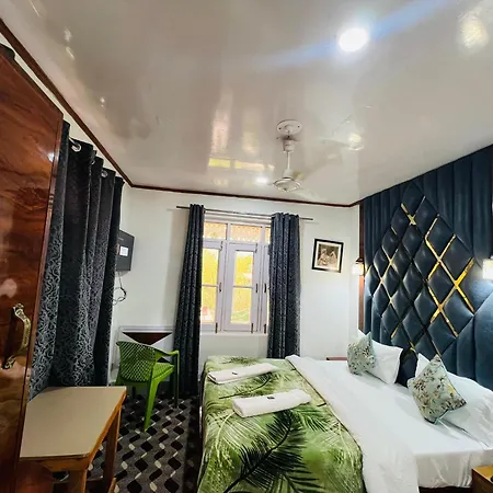 Hotel Chachoo Palace-3