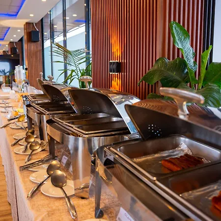 Glam Hotel Nairobi - Near Westgate Mall, Westlands-3