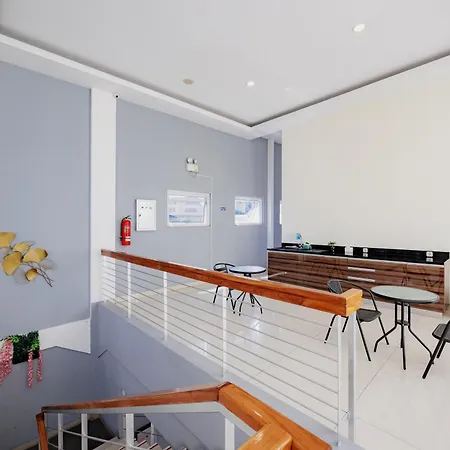 Urbanview Darmo Residence Bandung-2