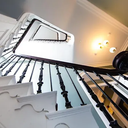 Skeldale House 'All Creatures Great & Small' Luxury Apartments & Studios In Askrigg, Yorkshire Dales-2