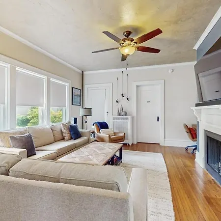 Ivy Manor-3