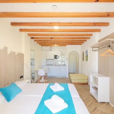 Azuline Apartamentos Can Sanso-3