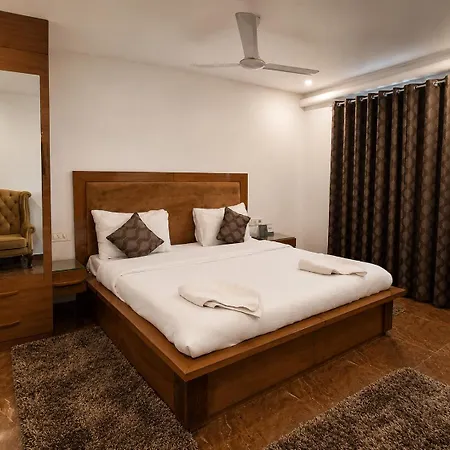 Hotel Saheb'S Castle - Best Mountain View & Jacuzzi Suites, Mcleodganj-2