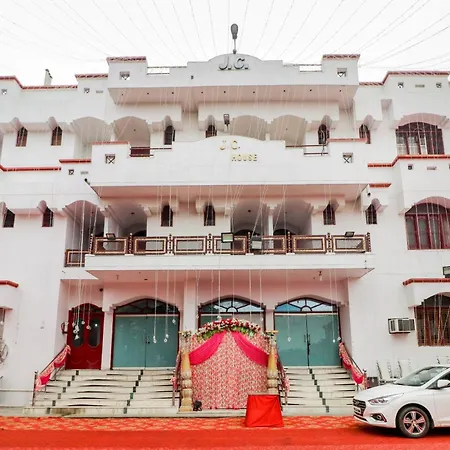 Spot On J C Guest House-2