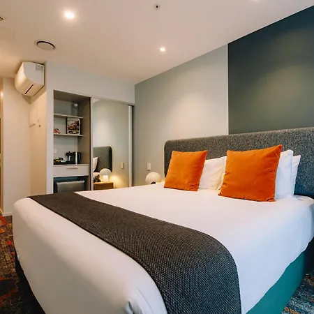 Ramada By Wyndham Newmarket Auckland-3
