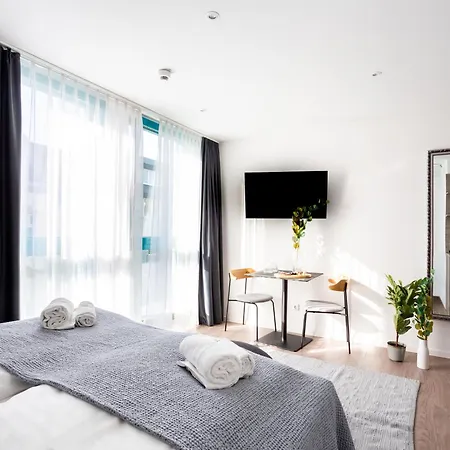 Limehome Koeln Friesenplatz - Digital Access-2