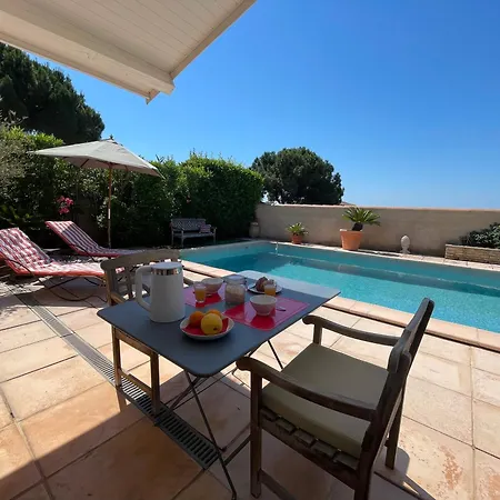 Annexe des Pins - studio gîte avec piscine&climatisation-3