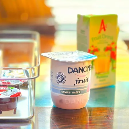 La Chevre Folle - Stay In Style With Free Basic Selfservice Breakfast-3