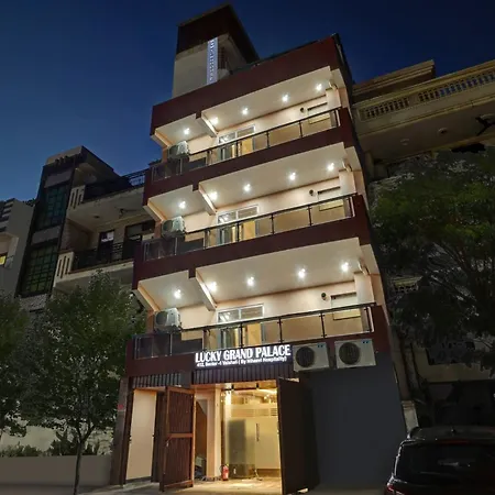 Townhouse Lucky Grand Palace-2
