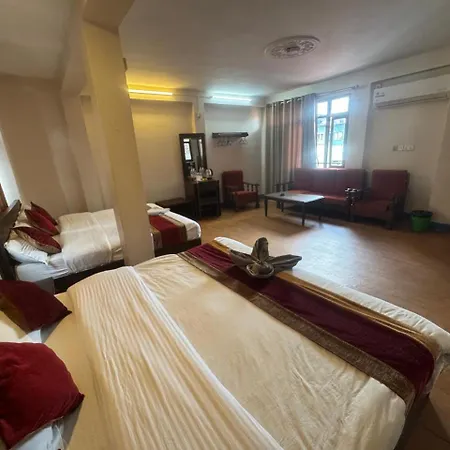 Hotel Silver Jubilee-3