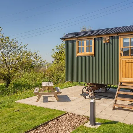 Beacon Shepherd Huts-3
