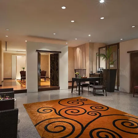 Pullman Bangkok Hotel G-2