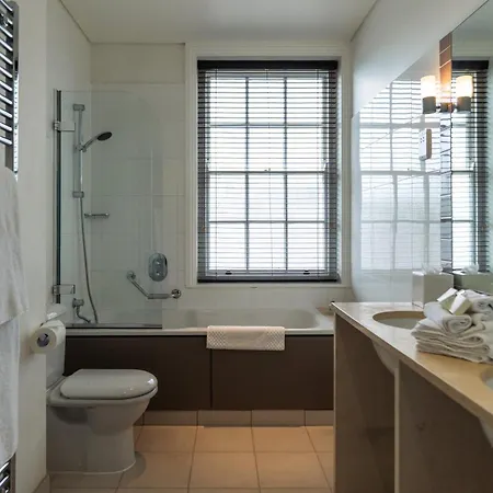 Bedford Lodge Hotel & Spa-3
