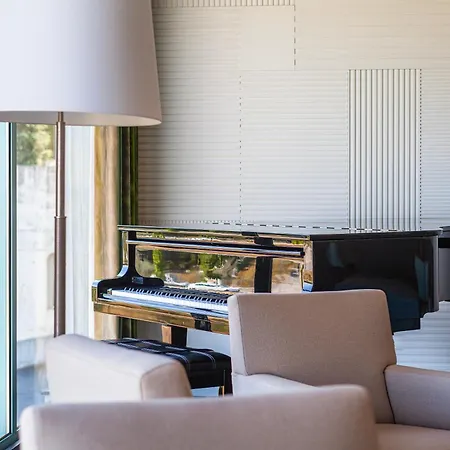 Hotel De Guimaraes Business & Spa-3