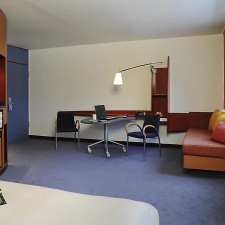 Novotel Suites München Parkstadt Schwabing-2