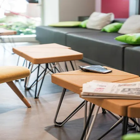 Ibis Styles Nantes Centre Gare-3