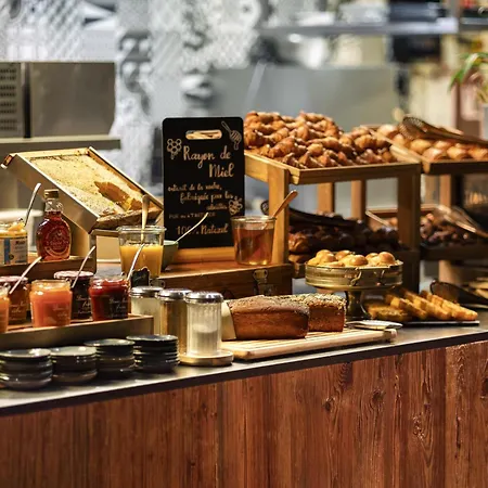Novotel Avignon Nord-2
