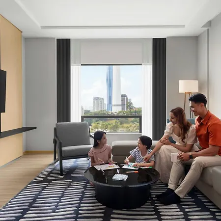 Renaissance Kuala Lumpur Hotel & Convention Centre-3