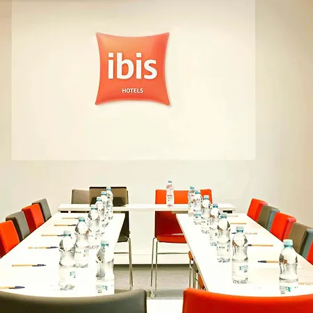 Ibis Warszawa Ostrobramska-2