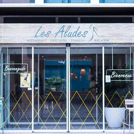 Ibis Styles Toulon Centre Port-3