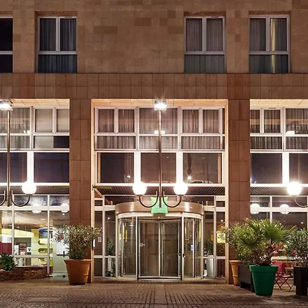 Ibis Styles Toulon Centre Port-2