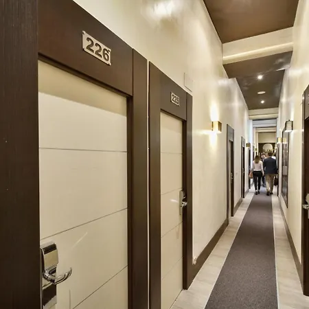 Alhambra Suites-3
