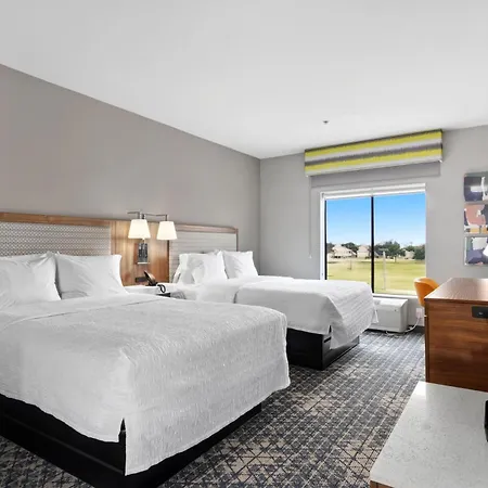 Hampton Inn & Suites Houston Rosenberg-2