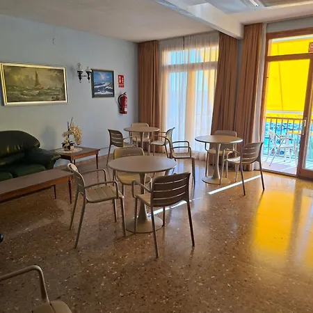 Hotel Condestable-2