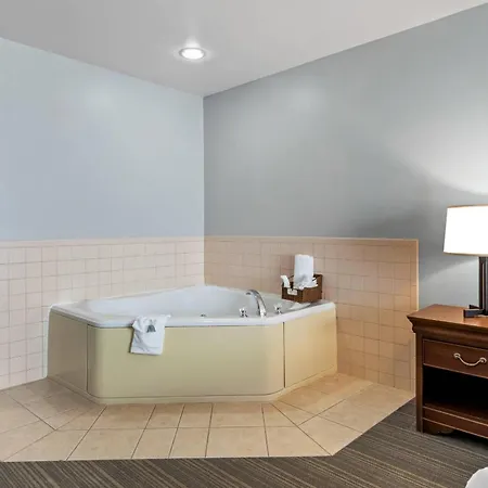 Country Inn & Suites By Radisson, Chambersburg, Pa-3