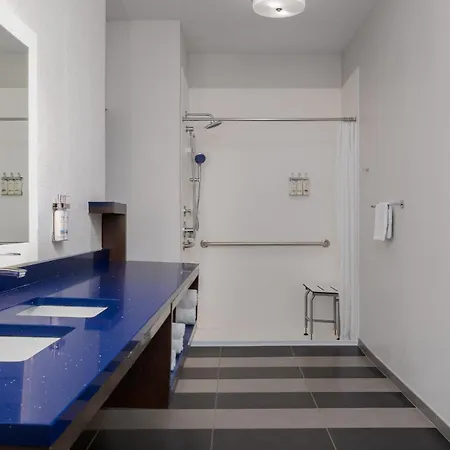 Holiday Inn Express Lexington - Horse Park Area By Ihg-2