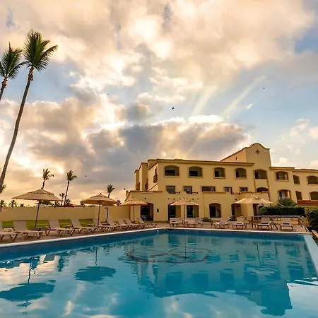 Las Villas Hotel & Golf By Estrella Del Mar-3