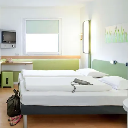 Ibis Budget Cergy St Christophe-3