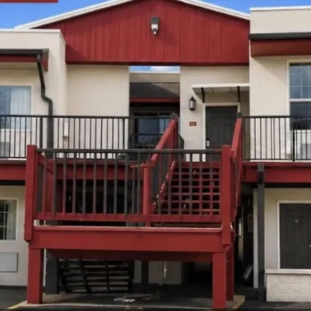 Econo Lodge Inn & Suites Montrose - Black Canyon Area-3