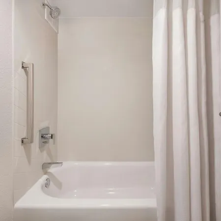 Fairfield By Marriott Anaheim Resort-3