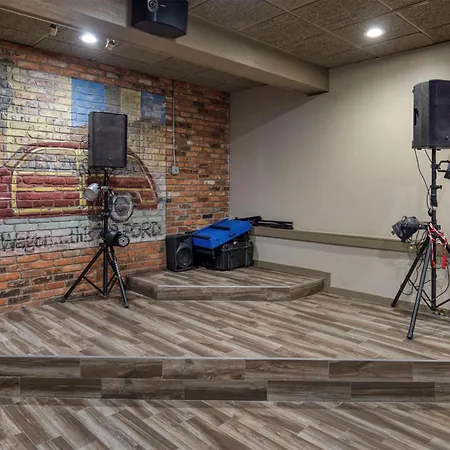 Best Western Woodhaven Inn-3