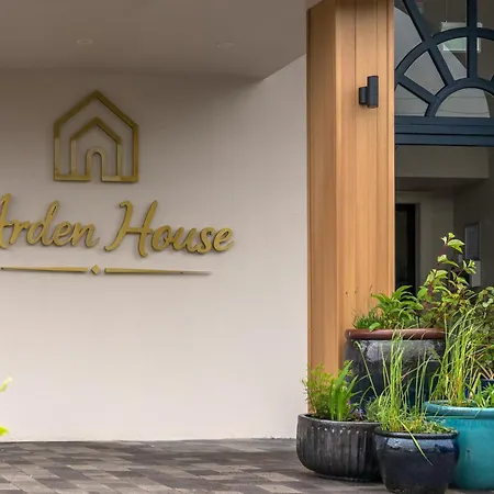 Arden House-2