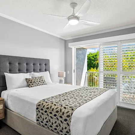 Dockside Apartments Mooloolaba-Pool Open-3