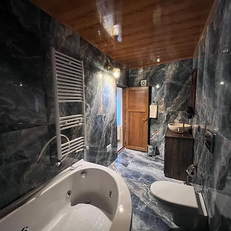Falcon Cave Suites-3