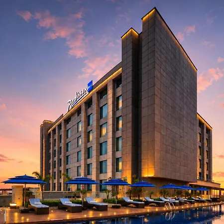 Radisson Blu Hotel New Delhi Paschim Vihar-3