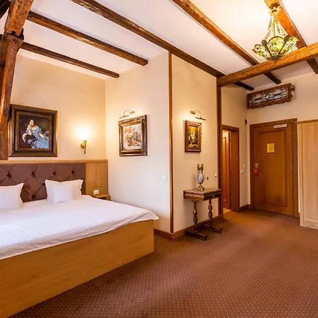 Hotel Am Ring-3