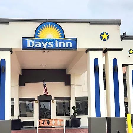 Days Inn By Wyndham Orange-3