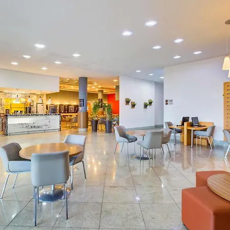 Ibis Vitoria Praia De Camburi-3